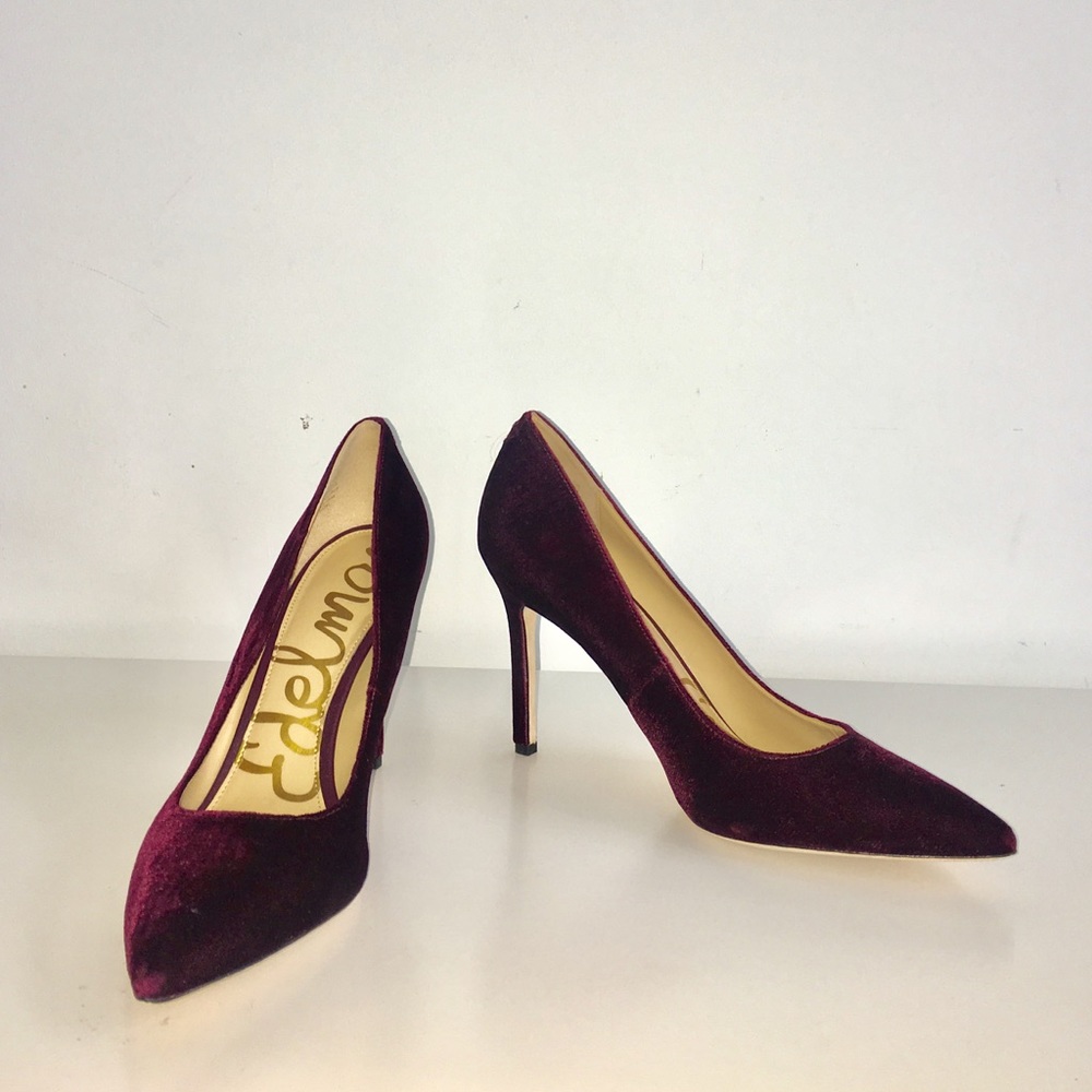 Sam Edelman velvet sangria heel pointed toe pump